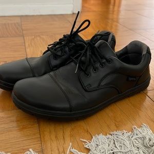 Lems Nine2Five shoes